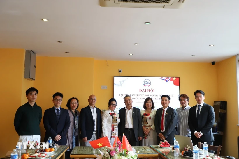 Hội người Việt tại Anh hướng tới phát triển chuyên nghiệp, bền vững